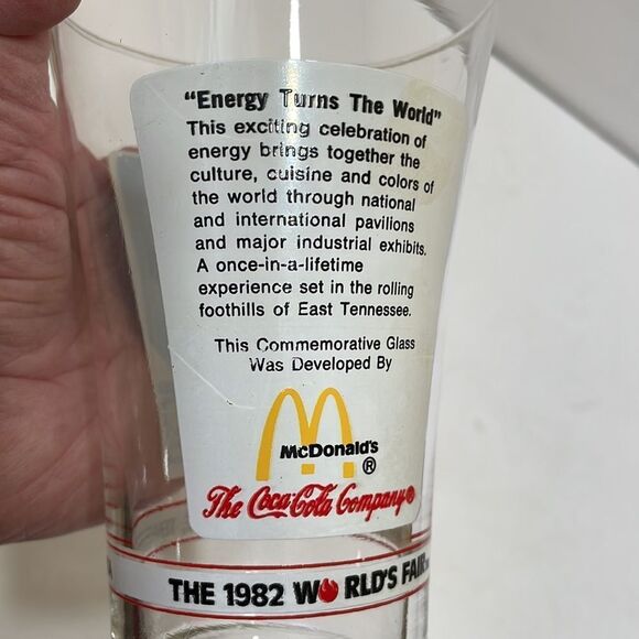 VINTAGE 1982 WORLDS FAIR MCDONALDS/COCA COLA GLASS - Picture 6 of 7